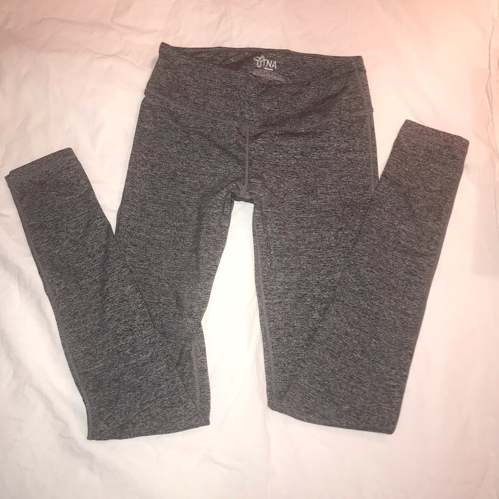TNA Aritiza heather gray workout legging, Sz S